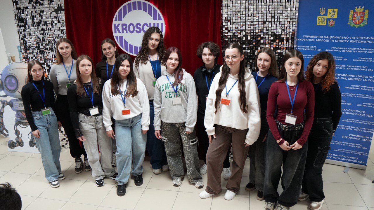 Студенти коледжу відвідали форум «Молодь без бар’єрів», організований Управлінням національно-патріотичного виховання, молоді та спорту Житомирської ОДА спільно з партнерами